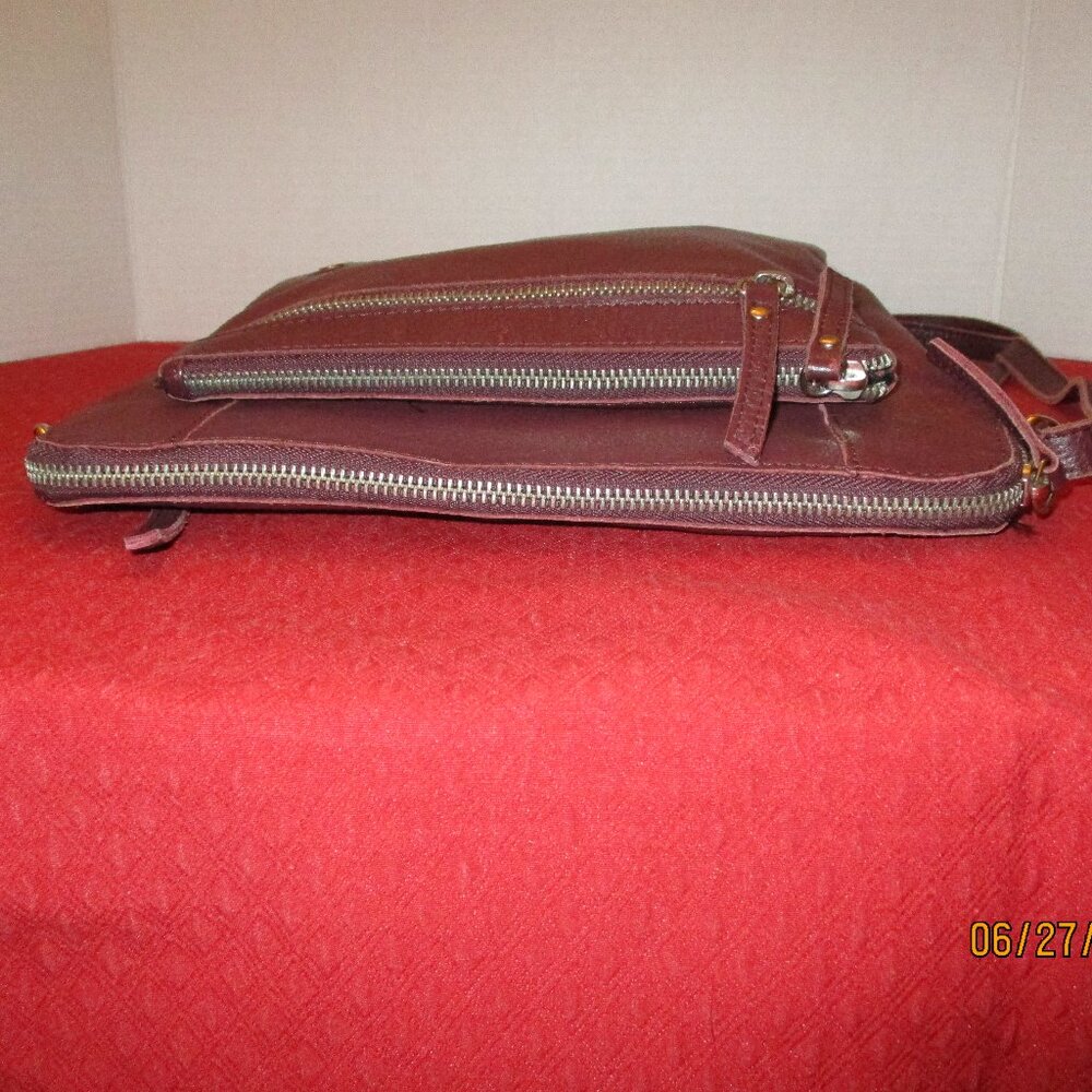 Wise Owl Crossbody Bag - Picture 14 of 15